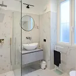 - Isola Bella *