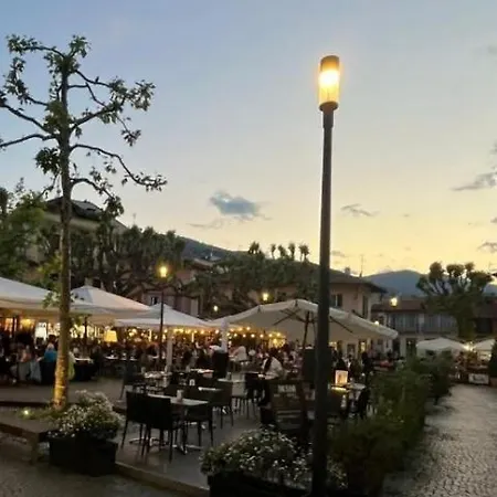 - Isola Bella 公寓 斯特雷萨